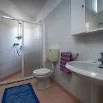아파트 Cozy House With Garden And Pool In