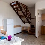 Cozy House With Garden And Pool In * 비비오네
